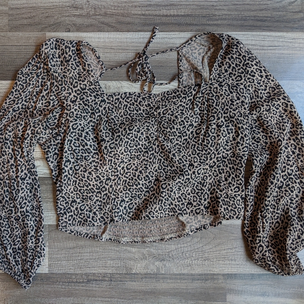 Leopard top